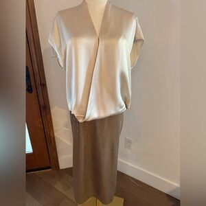 Banana Republic pencil beaded skirt color ochre. Size small. New with tags